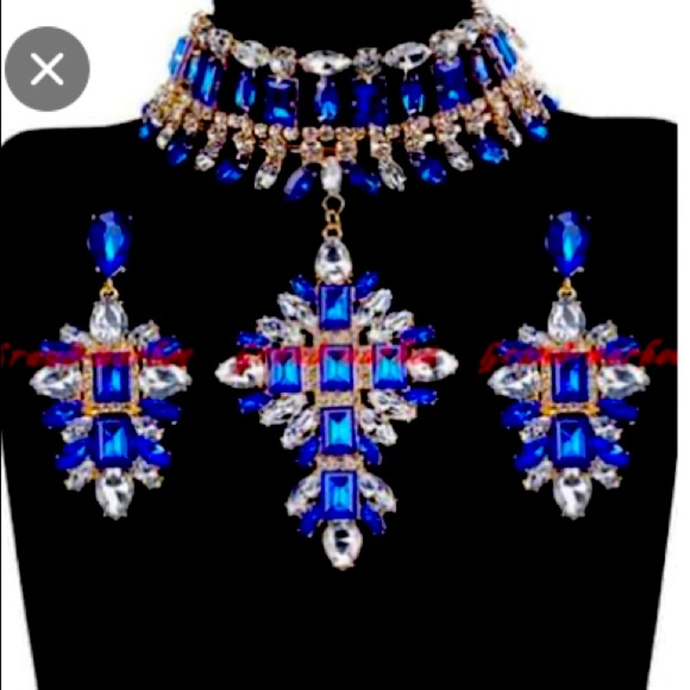 Ladies Bibb Blue & Rhinestone necklace